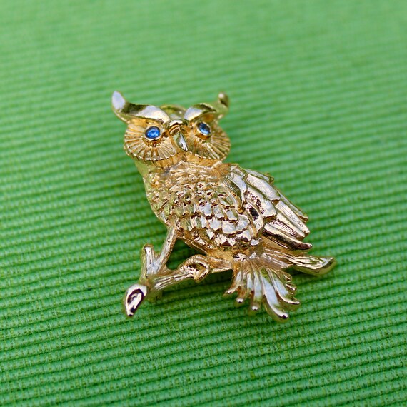 Vintage Owl Brooch Swarovski Rhinestone Eyes Sphinx Design Owl Pin