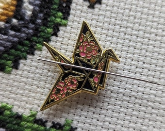 Origami Crane | Needle Minder