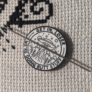 ButtStuff | Needle Minder