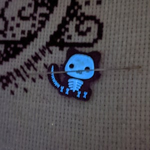 Glow in the Dark Skeleton Kitty | Needle Minder