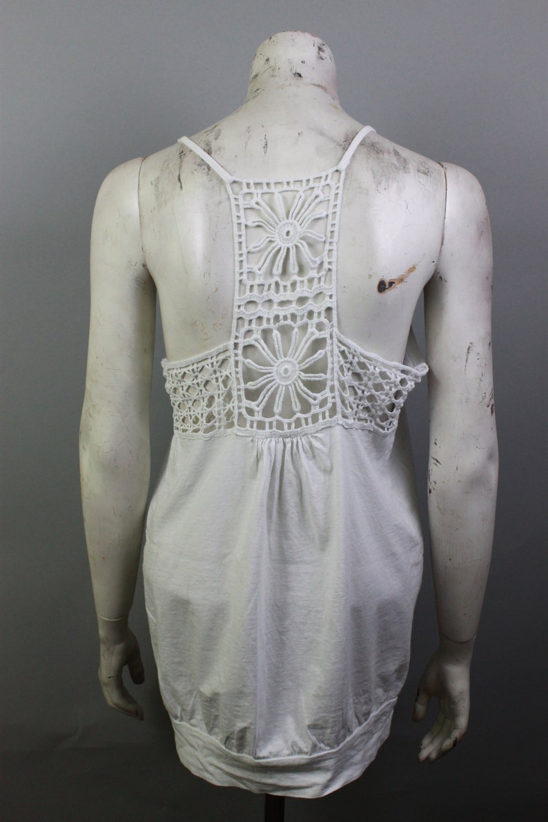 Retro Top Boho Top White Women/'s Top Crochet Shirt Vintage Top Sleeveless 80s Top Embroidered Blouse Folk Blouse