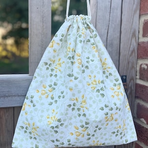Laura Ashley Vintage Cotton Drawstring Bag: Floral Laundry Travel