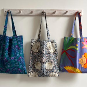 sac fourre-tout avec bandoulière longue portée cartable en tissu vintage