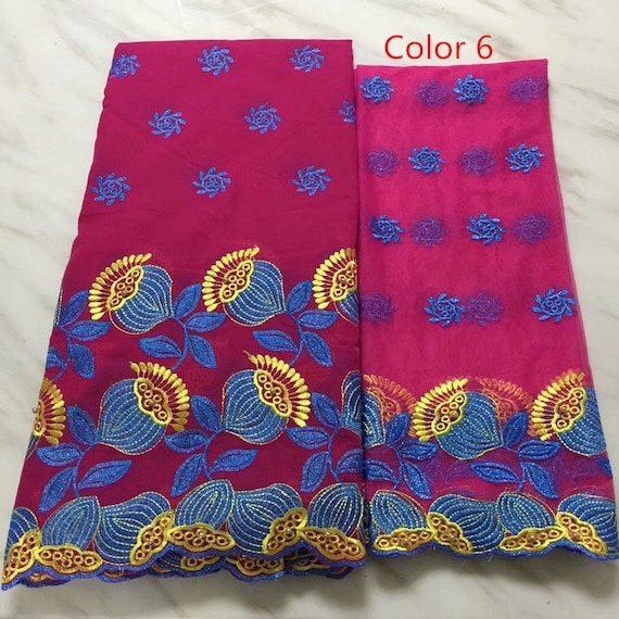 Tissu africain de dentelle en tissu tissu en Swiss Voile de dentelle en coton de 5 yards un avec chemisier 2 yards dans ensemble pour robe de mariée b14639 Tissu africain de dentelle en tissu tissu en Swiss Voile de dentelle en coton de 5 yards un avec chemisier 2 yards dans ensemble pour robe de mariée b14639