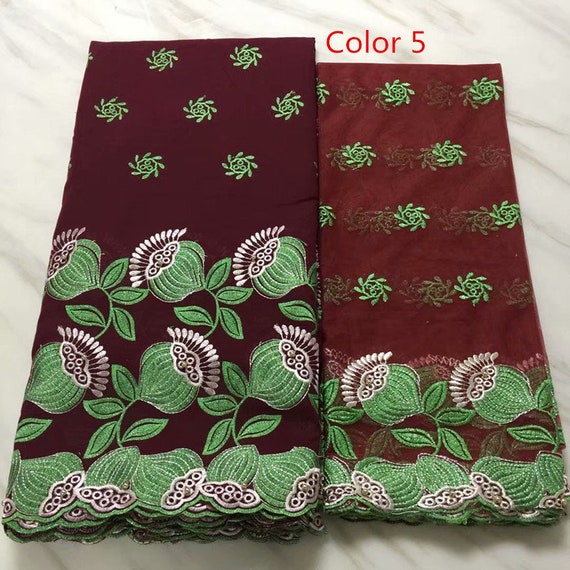 Tissu africain de dentelle en tissu tissu en Swiss Voile de dentelle en coton de 5 yards un avec chemisier 2 yards dans ensemble pour robe de mariée b14639 Tissu africain de dentelle en tissu tissu en Swiss Voile de dentelle en coton de 5 yards un avec chemisier 2 yards dans ensemble pour robe de mariée b14639