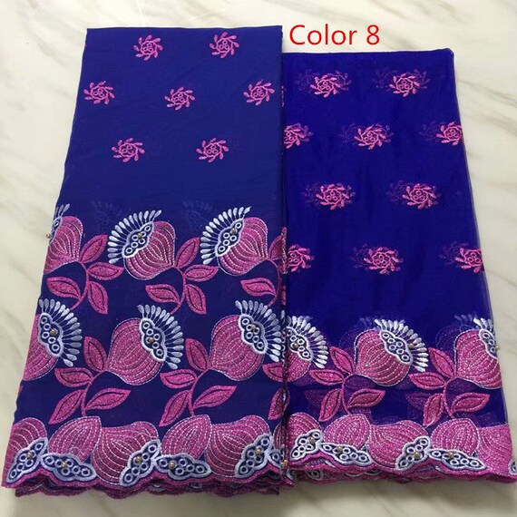 Tissu africain de dentelle en tissu tissu en Swiss Voile de dentelle en coton de 5 yards un avec chemisier 2 yards dans ensemble pour robe de mariée b14639 Tissu africain de dentelle en tissu tissu en Swiss Voile de dentelle en coton de 5 yards un avec chemisier 2 yards dans ensemble pour robe de mariée b14639