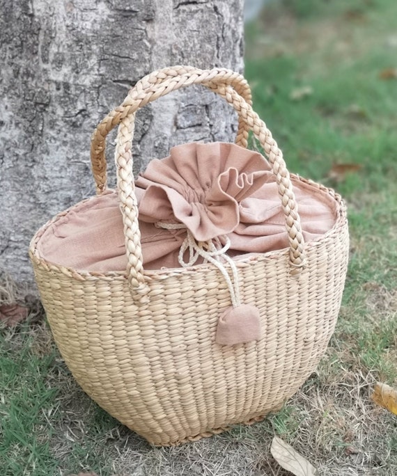 Handcrafted Premium Water Hyacinth Bags & Baskets from Assam | Water  hyacinth, Handcraft, Hyacinth