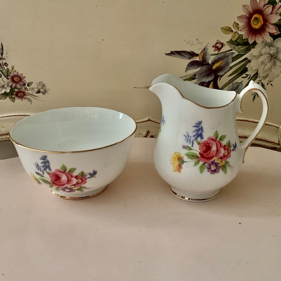 VINTAGE Melba Bone China Pretty Pink Rose/floral Milk Sugar Bowl