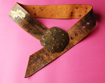 Vintage Brown Leather Belt: Boho Western Metal Flower Studs  display picture 1