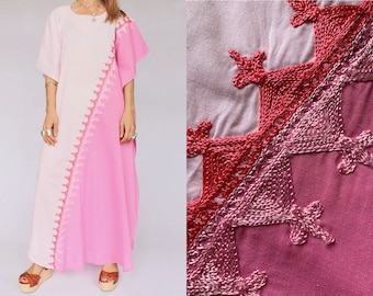 Sukienka kaftan vintage z lat 70., haftowana, różowa, rozmiary XS-S-M