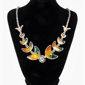 Vintage signed Mario Valentino 70’s Fashion bijoux statement necklace, belt silver tone twisted rope chain and enamel fish