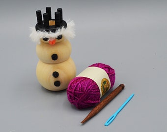 Snowman Spool Knitter