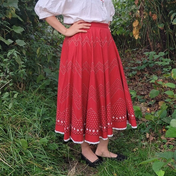 Vintage folk  red cotton skirt,  size M, Oktoberfest folk German skirt, trachten  cloche skirt ,tyrolean  clothes