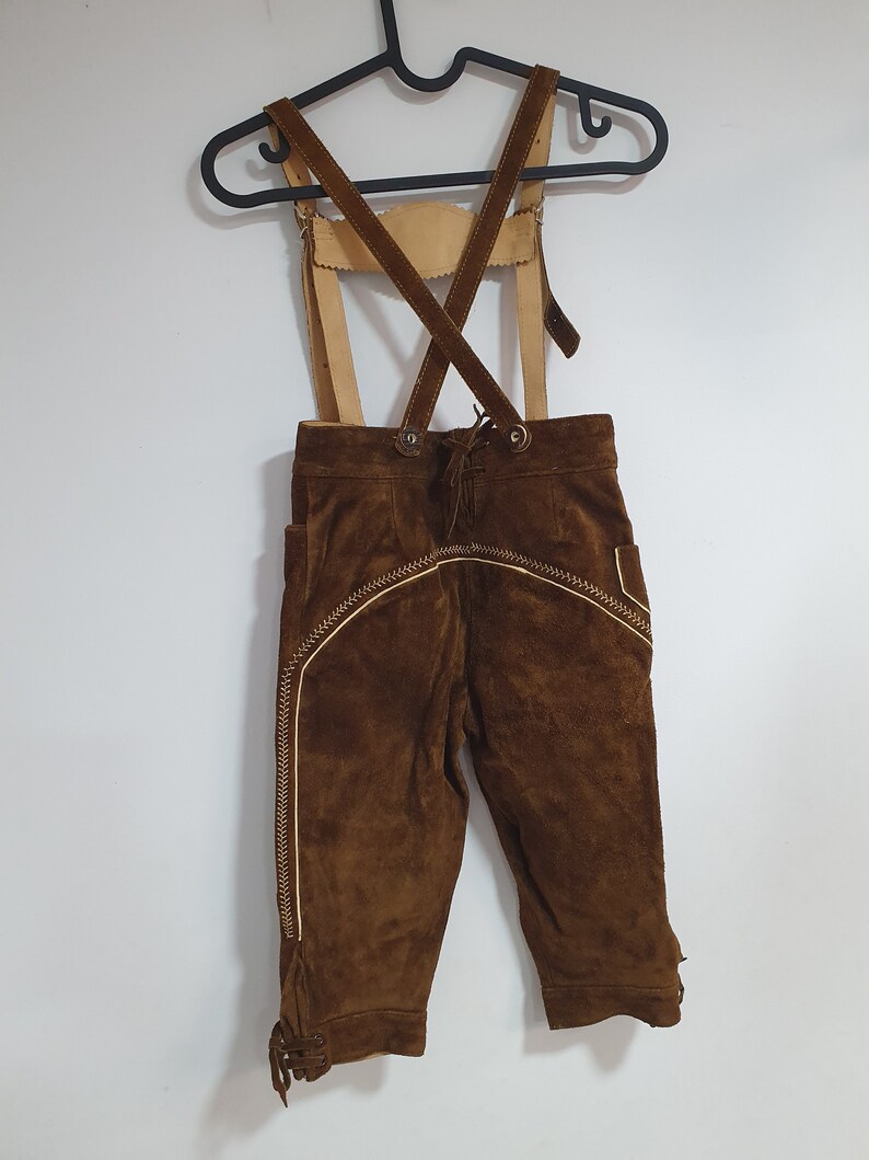 Vintage kids suede shorts with suspenders, size 116, Austrian cottage style, trachten mode, alpen costume zdjęcie 7