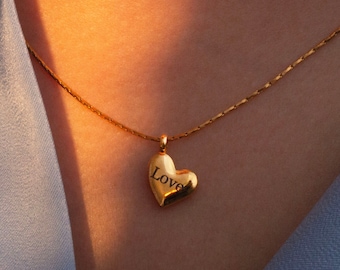 Gold Taylor Heart Personalized Necklace Vintage Pendant Necklace Perfect for Layering best heart necklace