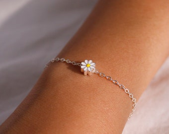 Pulsera de margarita de plata de ley: delicado dije de flor de plata 925