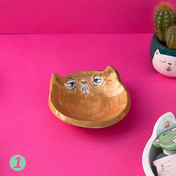 Piatto a forma di gatto/ciotola a forma di gatto /ciotola in ceramica realizzata a mano