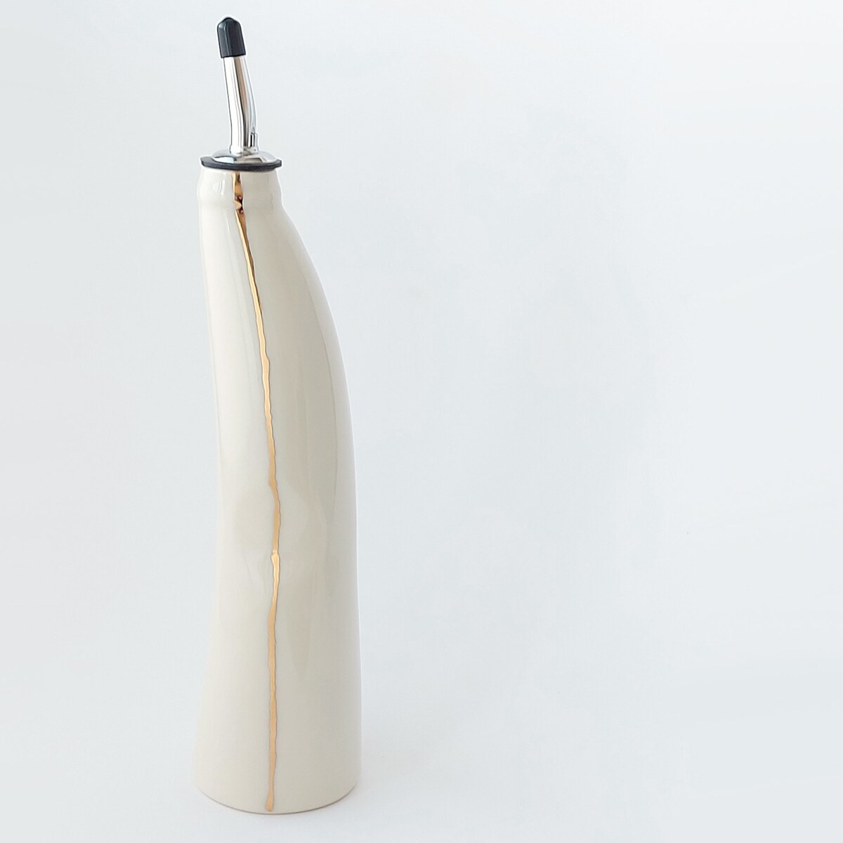 Handmade Ceramic Oil Bottle, Container for Olive Oil, White Olive Oil Cruet, Minimalist Decor, Modern Pottery, Ergonomic Design, Hygge, Boho - Etsy