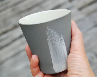 Handmade grey and off white ceramic tumbler, coffee cup without handle, Gray or white brushstroke design, minimalist decor, boho chic, hygge