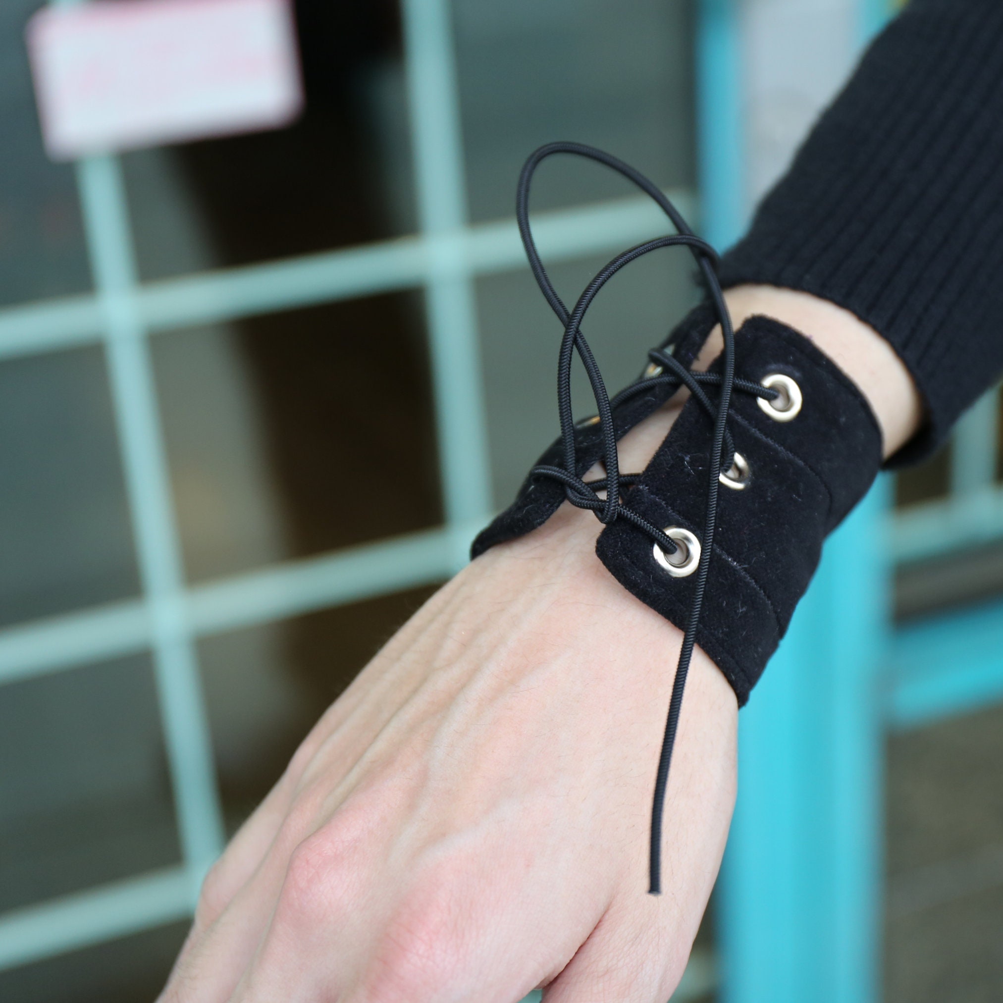 Leather Black Authentic Louis Vuitton Unisex Cuff Bracelet Snap Closure