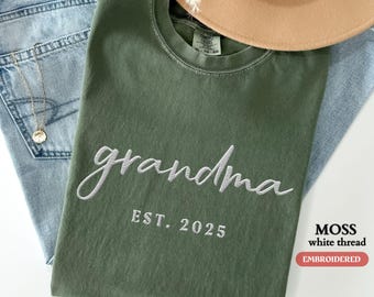 Personalized EMBROIDERED Comfort Colors® Shirt, Custom Grandma Est Date Shirt, Mothers Day Gift, Gift for Grandmother, Nana Mommy Mimi Shirt