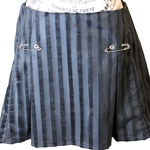 The VM Kilt Pin Skirt- Short Dark Academia 90s Y2K Kilt Skirt, Goth Punk School Girl Skirt, Skirt for Christmas Party Christmas Gift for Her