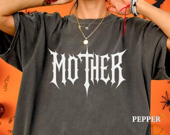 Halloween Mom Shirt, Funny Goth Mother Comfort Colors T-Shirt, Mom Halloween Shirt, Halloween Mama Tee, Spooky Mom T, Halloween Gift for Mom