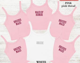 Vrijgezellenfeest gepersonaliseerd GEBORDUURD shirt, aangepaste bruidsmeisje bijgesneden geborduurde tanktop, bruidsfeest geborduurde crop top, cadeau voor haar