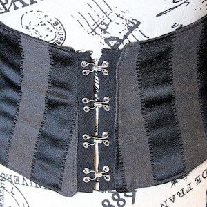 The VM Corset Belt - Renaissance Under Bust Stretch Corset Waist Belt, Cottage Core Goth Corset Belt, Goblin Core Vintage Style Corset Belt