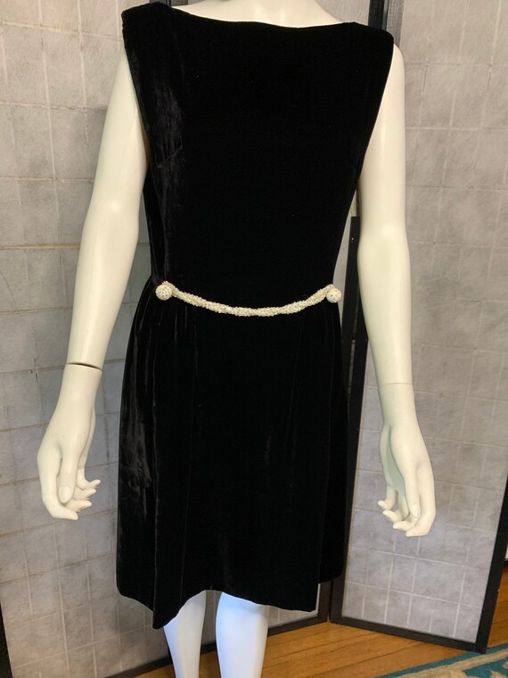 1970’s Victor Costa Black Velvet Sleeveless Dress