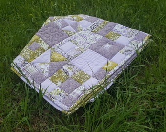 Purple lilac Twin Single Quilt. Colorful bedspread mustard. Floral kids throw Blanket. Handmade homemade coverlet Patchwork. Sofa coverlet.