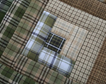 Plaid country patchwork quilt. Tartan traditional throw. Check sofa blanket. Log Cabin pattern farmhouse quilt Customizable daybed bedspread