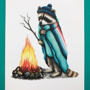 Tarjeta de felicitación con mapache asando malvaviscos, interior en blanco, tamaño A2, regalo para campistas, tarjeta de aventuras, actividades al aire libre, mochileros, amantes de la naturaleza
