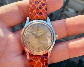 Vintage Universal Geneve