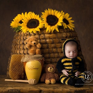 RTS! Fuzzy bee outfit | Photo prop Newborn photography props Baby bumble bee footed romper bonnet set Newborn knitted bumblebee outfit