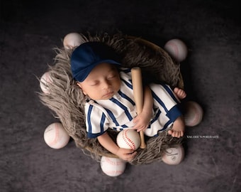 MADE TO ORDER! Newborn baseball outfit | Newborn photography prop Baseball props Baby baseball uniform