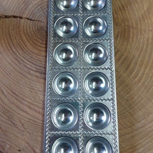 Ravioli mold