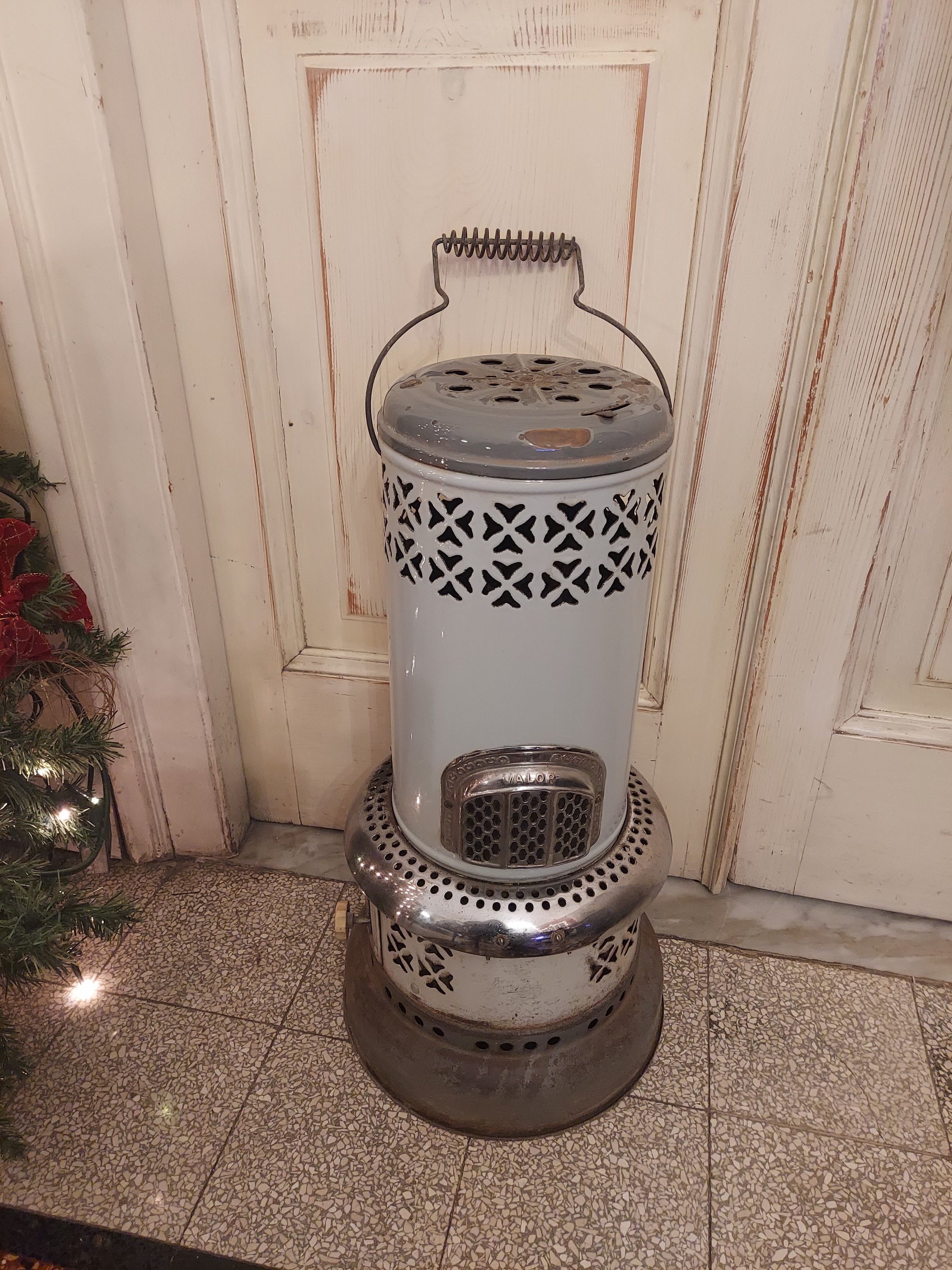 Antique Perfection Kerosene Heater - Etsy