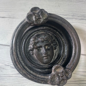 cast iron door knocker