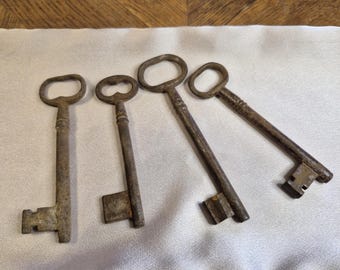 4 chiavi antiche