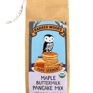 Perfect Vermont Gift - Deluxe Maple Gift Box of Treats: Maple Syrup, Pancake Mix, Maple Sugar, Maple Cream, Maple Candy, Maple Truffles zdjęcie 5