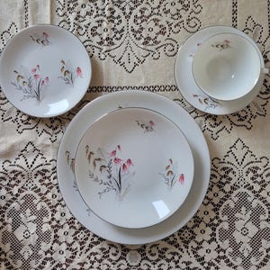 Vintage Royal Duchess Fine China Dinnerware Set for 4 Bavaria Germany