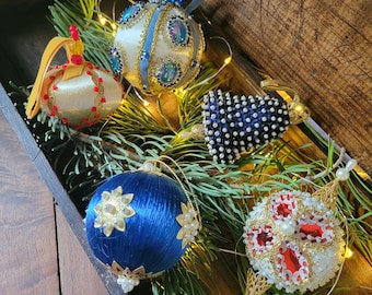 Lot of Vintage Handmade Satin Sequin Beaded Christmas Blue Ornaments (5)