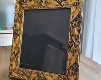 Vintage Botanical Photo Frame in Gold Finish: 9.5" x 7.5" Opening