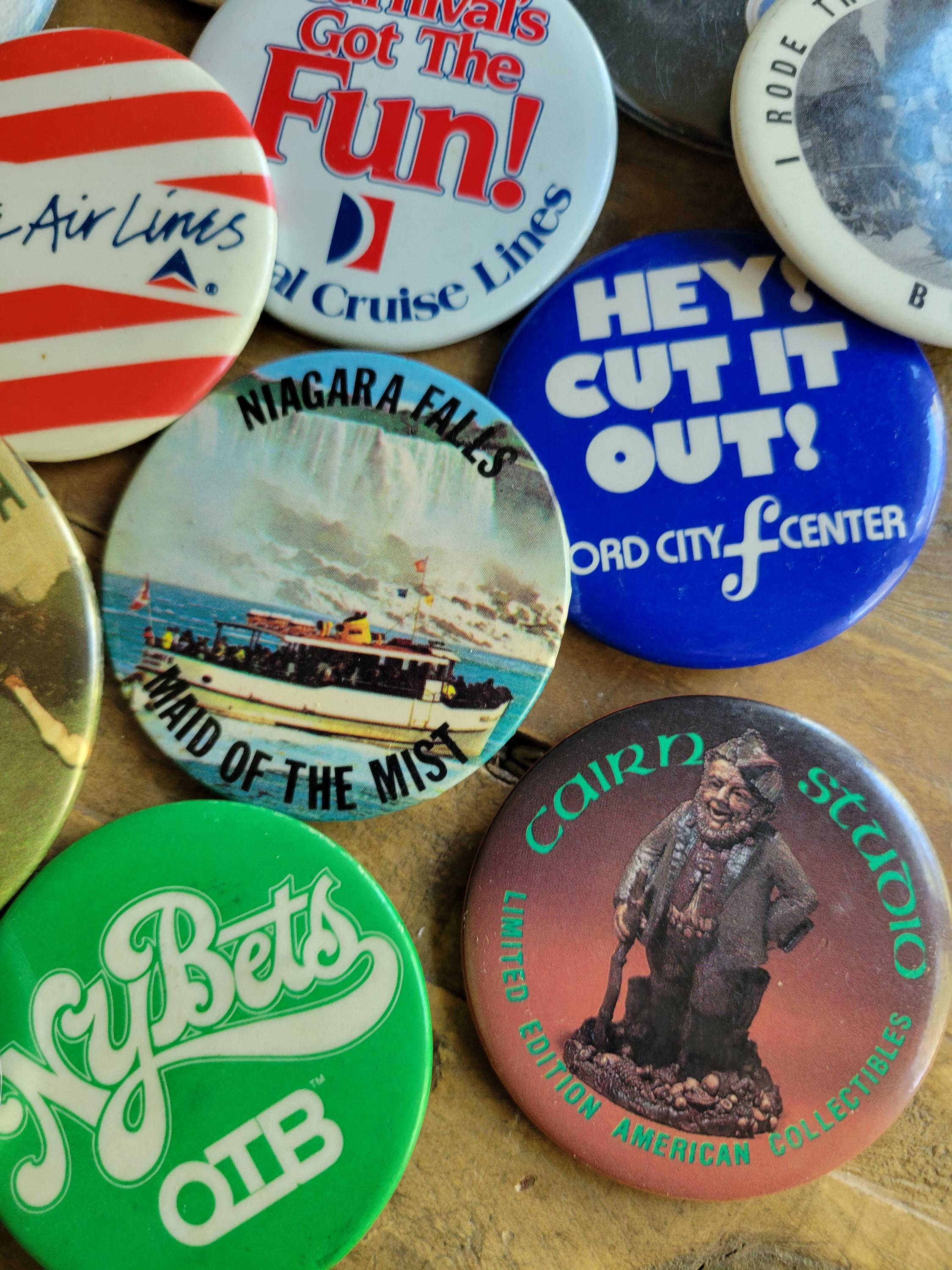 Lot of Vintage Pin-back Buttons - Etsy