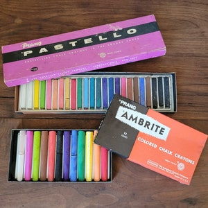 Vintage Prang Chalk Crayons * The American Crayon Company * Vintage Art Supplies