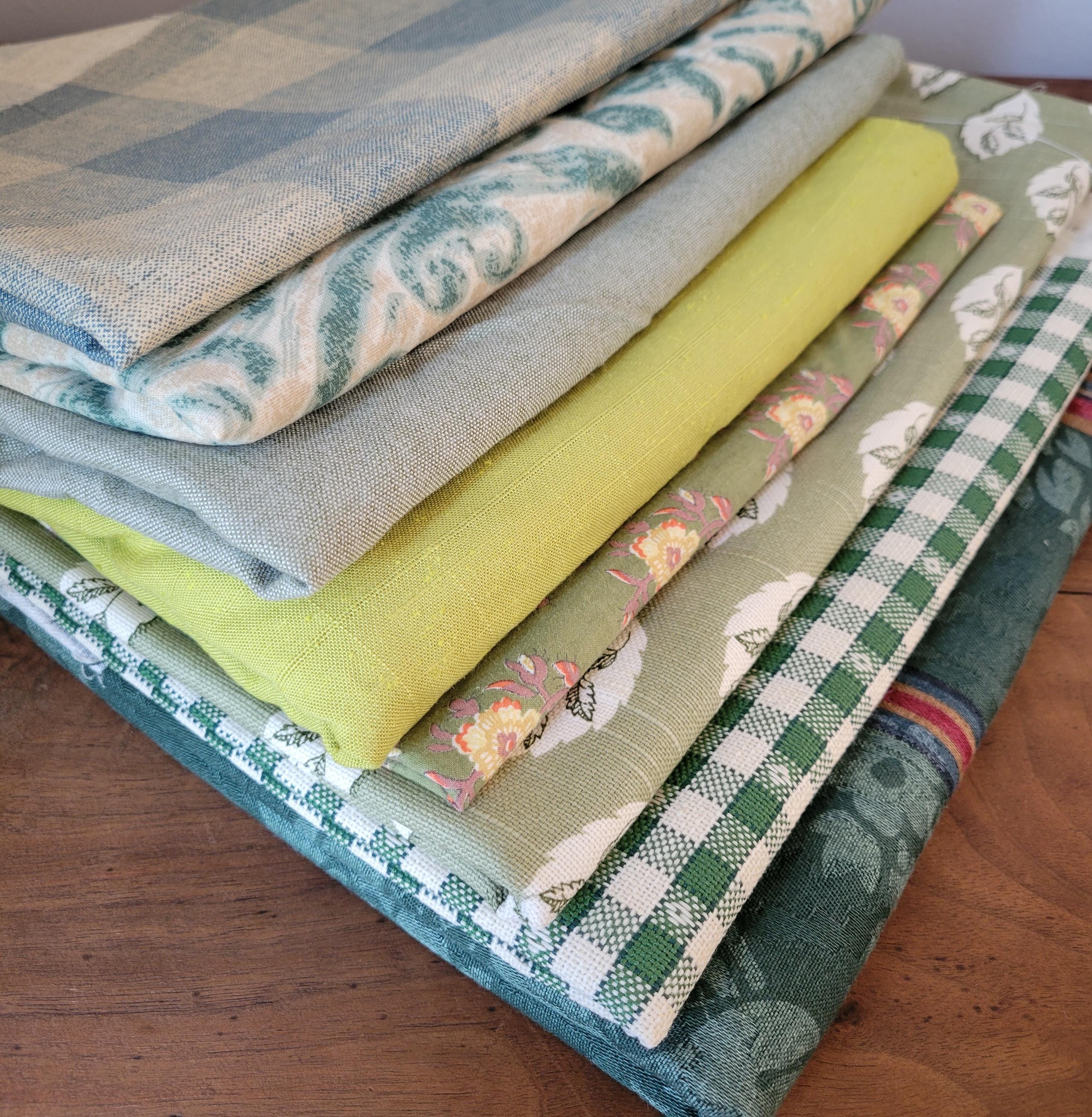 Lot of Vintage Home Decor Fabric Scraps * Fabric Remnants Bundle for Crafting