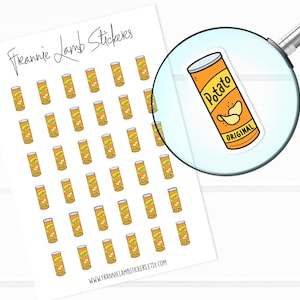Puede incluir: Hoja de pegatinas con un diseño repetido de botes de patatas fritas de dibujos animados. Los botes son de color naranja con una etiqueta amarilla que dice "Potato Original". Una lupa muestra un primer plano de una pegatina. También se ve el texto "Frannie Lamb Stickers" y la dirección del sitio web.