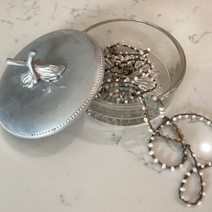 Butter/cheese/Jewelry / Candy/ Trinket etc, covered dish