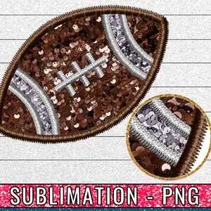 Op de afbeelding: Een bruine en zilveren sequined voetbal met een wit stikselontwerp. De voetbal is een sublimatieontwerp, perfect voor het maken van aangepaste kleding of ambachten.
